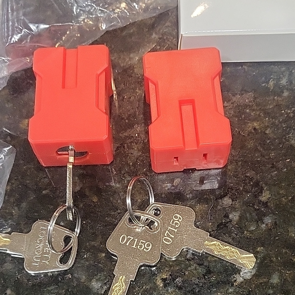 2 Set Plug Lock-Electrical Cord Plug Lockout Device,Electrical Shutdown Service